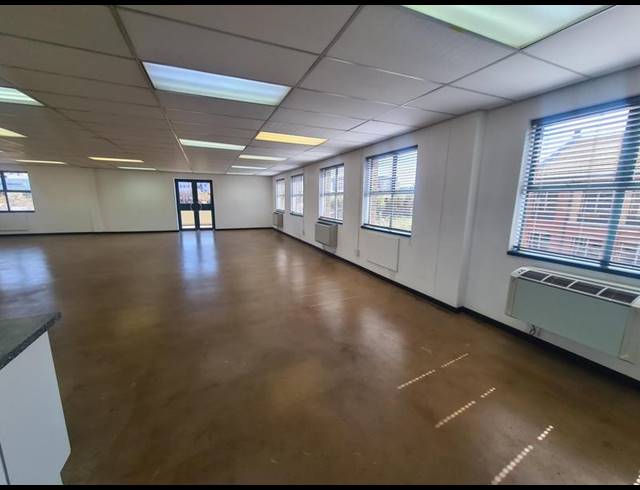 OFFICE PROPERTY TO RENT IN MENLYN